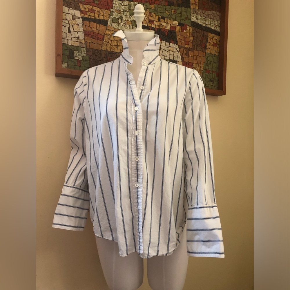 Banana Republic striped size L button down.